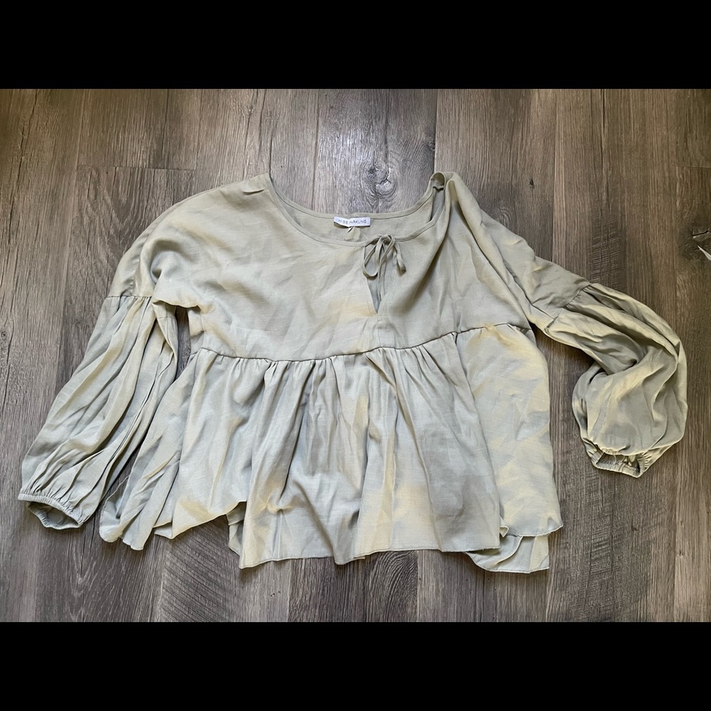 NWOT Miss Sparkling Blouse
